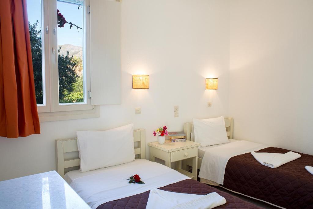 Marili Apartments Studios Parasporos Ruang foto