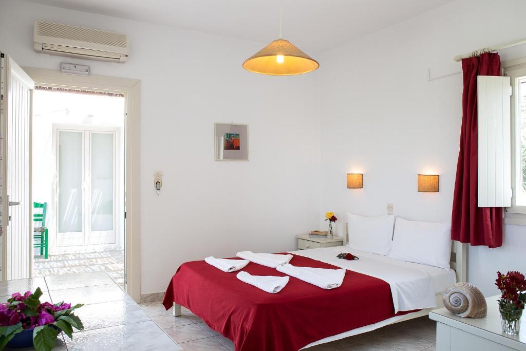 Marili Apartments Studios Parasporos Ruang foto