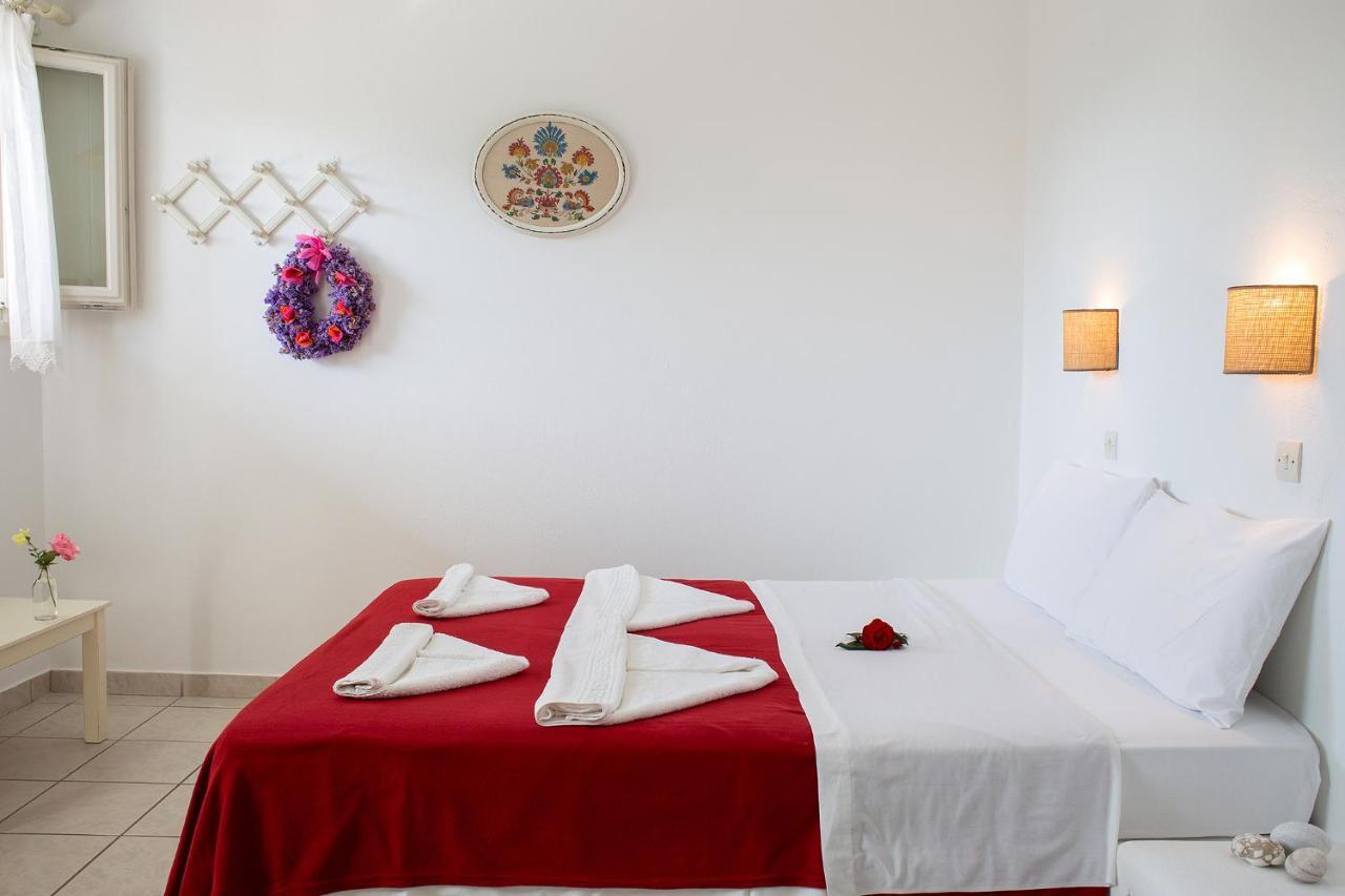 Marili Apartments Studios Parasporos Ruang foto
